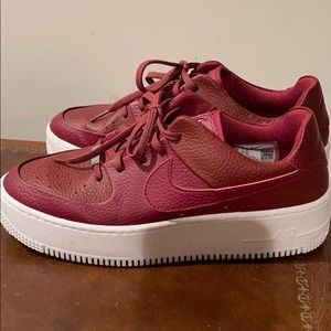 Nike Air Force 1 Low Sage Platform